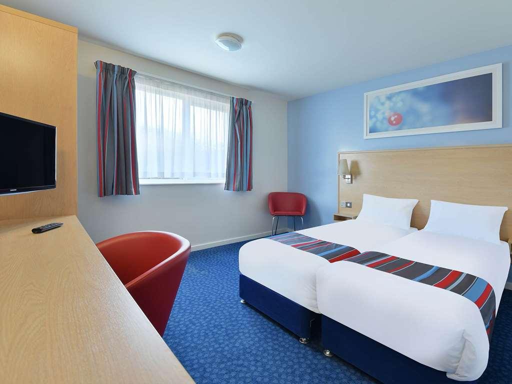 Travelodge Harlow Habitación foto
