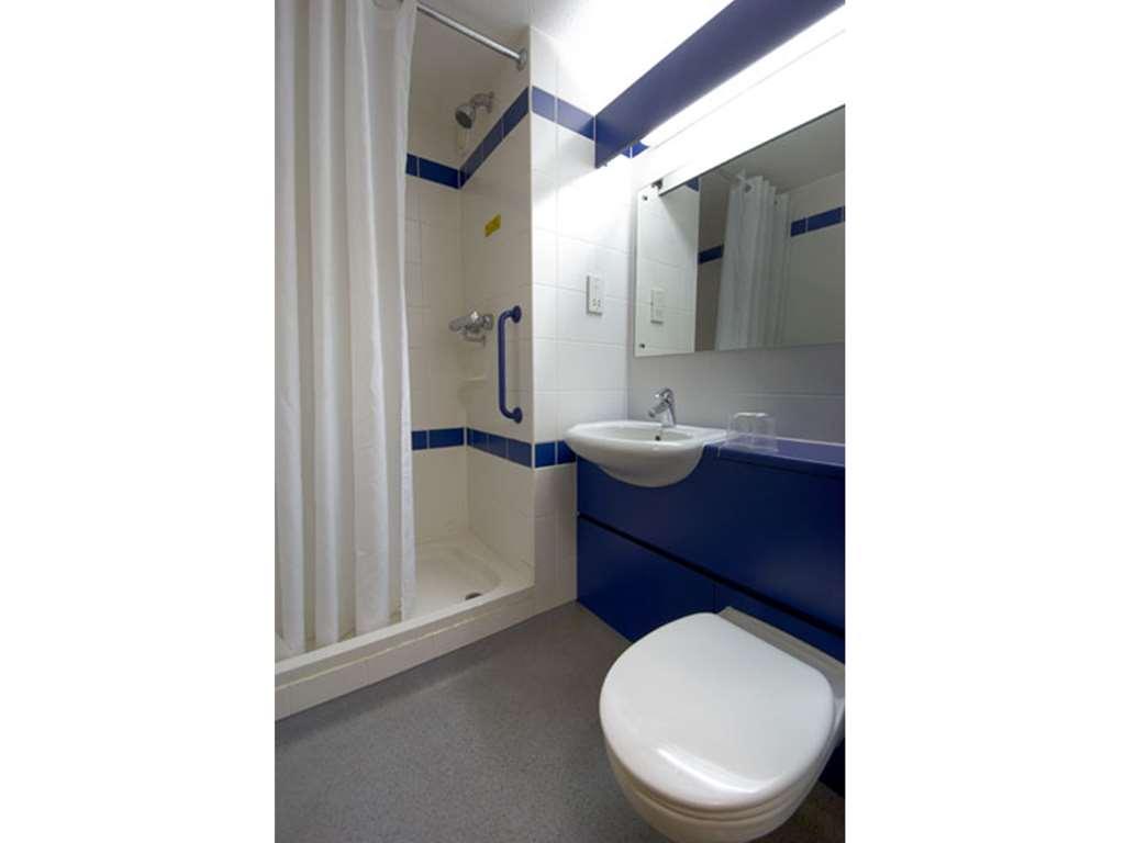 Travelodge Harlow Habitación foto