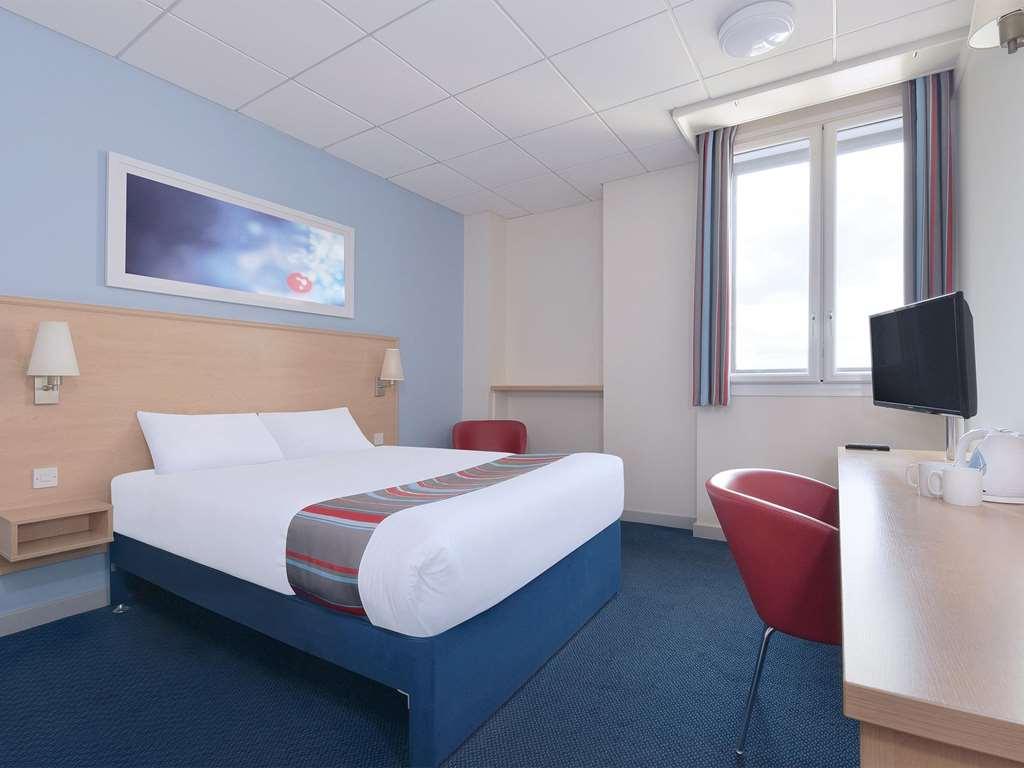 Travelodge Harlow Habitación foto